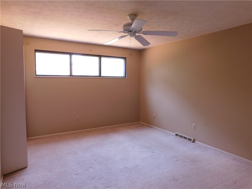 Lake Falls Condo - Residential