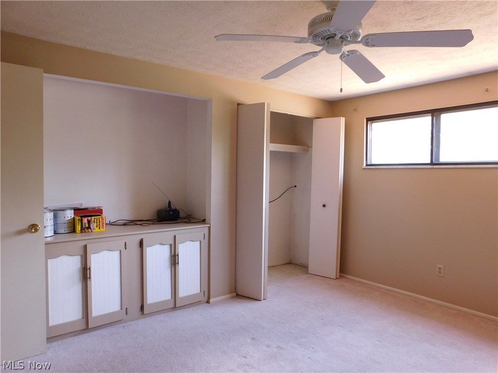 Lake Falls Condo - Residential