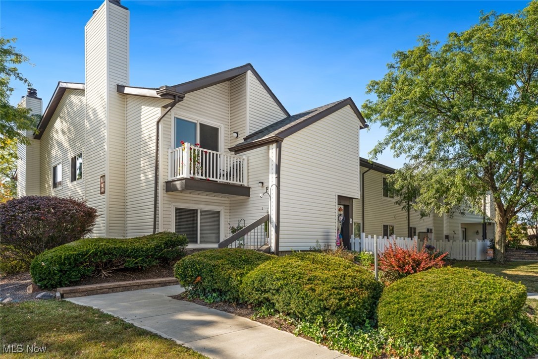 Welcome to easy one-floor living in this 2-bedroom, 1-bath condo at Portage Pointe. Offering 1,136 sq. ft. of well-planned space, this home features durable LVT flooring throughout and a cozy fireplace as the living room centerpiece. The outdoor patio is perfect for relaxing or entertaining. Enjoy the convenience of a single-level layout with no stairs to navigate. Community amenities include a pool for summer enjoyment, and the location places you just minutes from the freeway, shopping, and dining options. A comfortable blend of convenience and low-maintenance living awaits, Schedule your showing today!