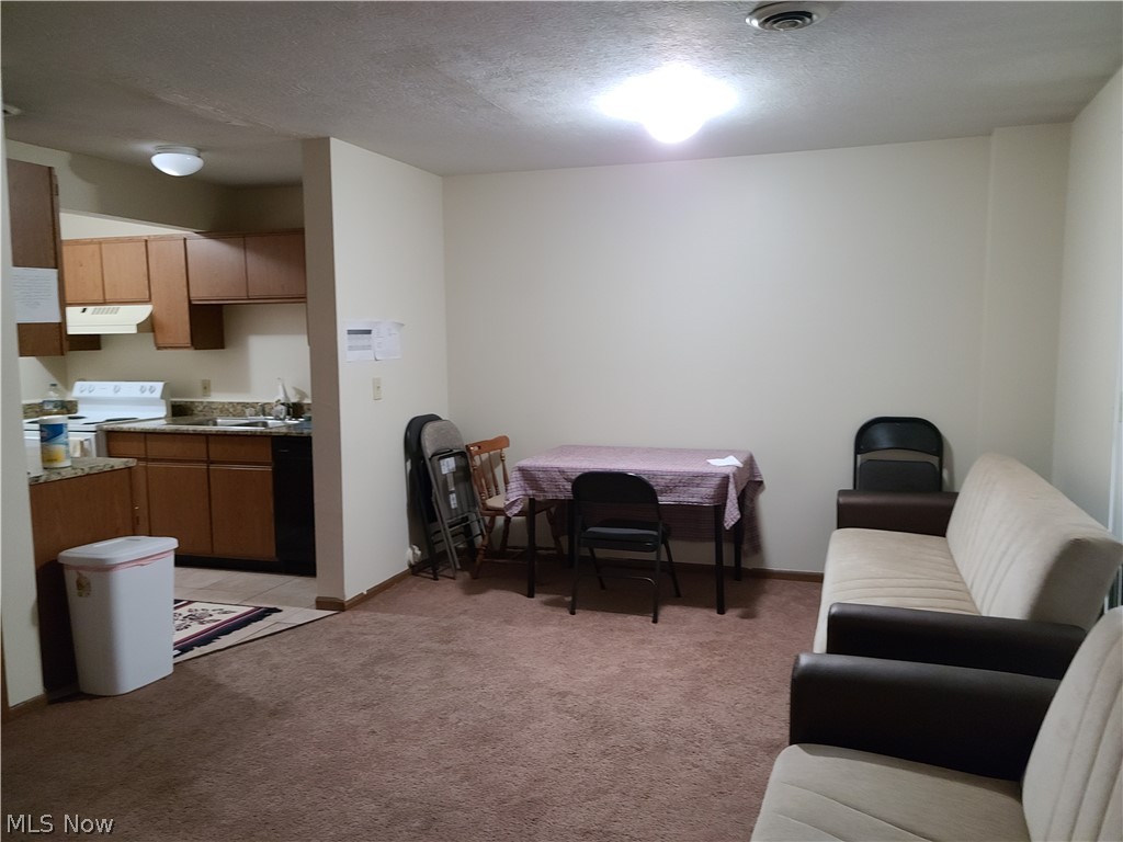 Wiley Buchtel Place - Residential