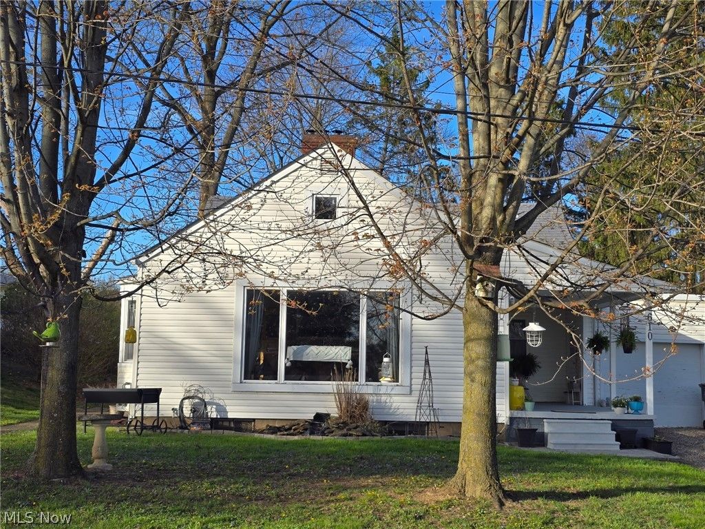 Photo of 610 Peppard Avenue, Cadiz, OH 43907 (MLS # 5200249)