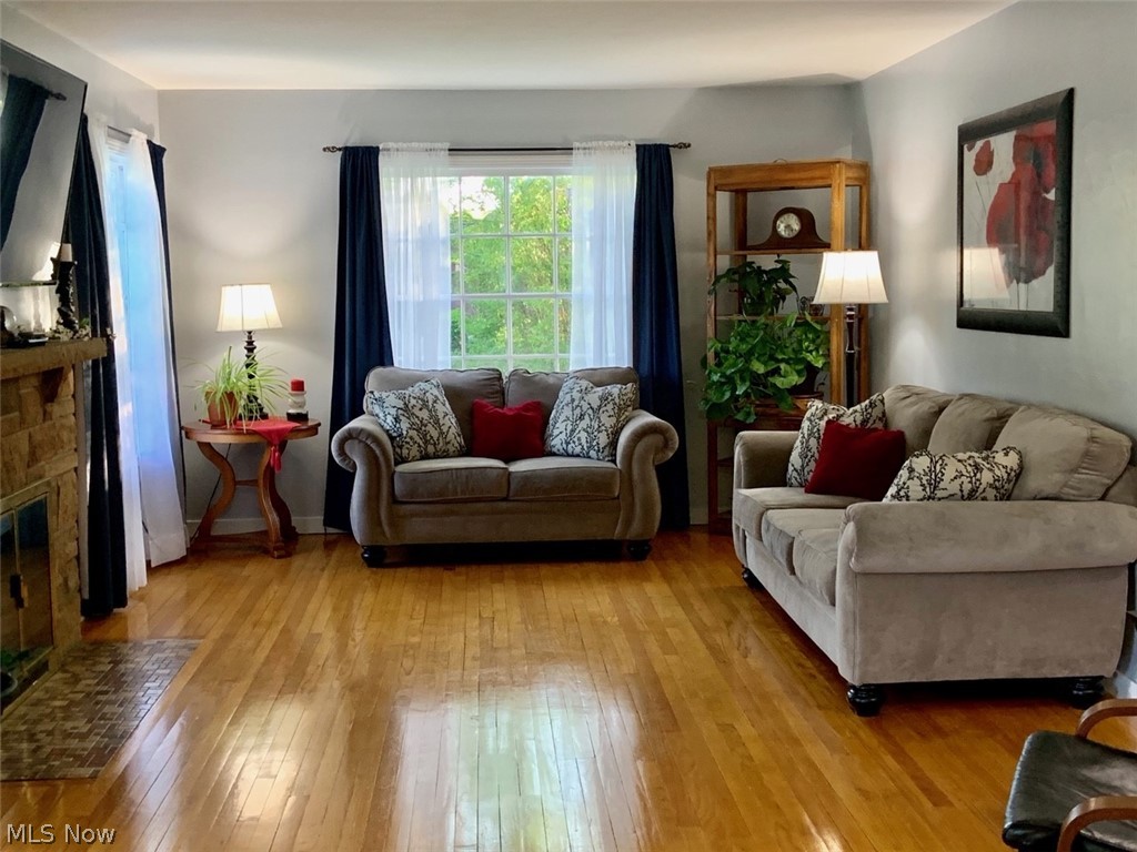 City/Newton Falls - Residential