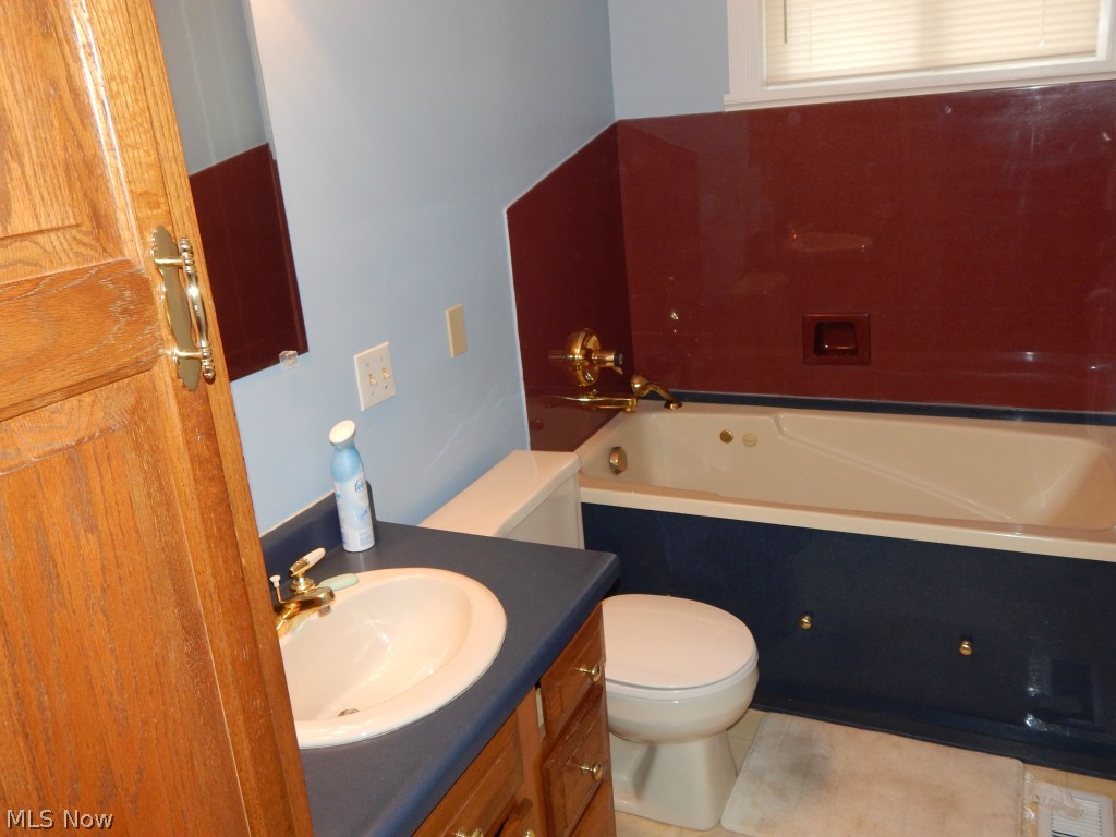 Louis Stile Sub - Residential