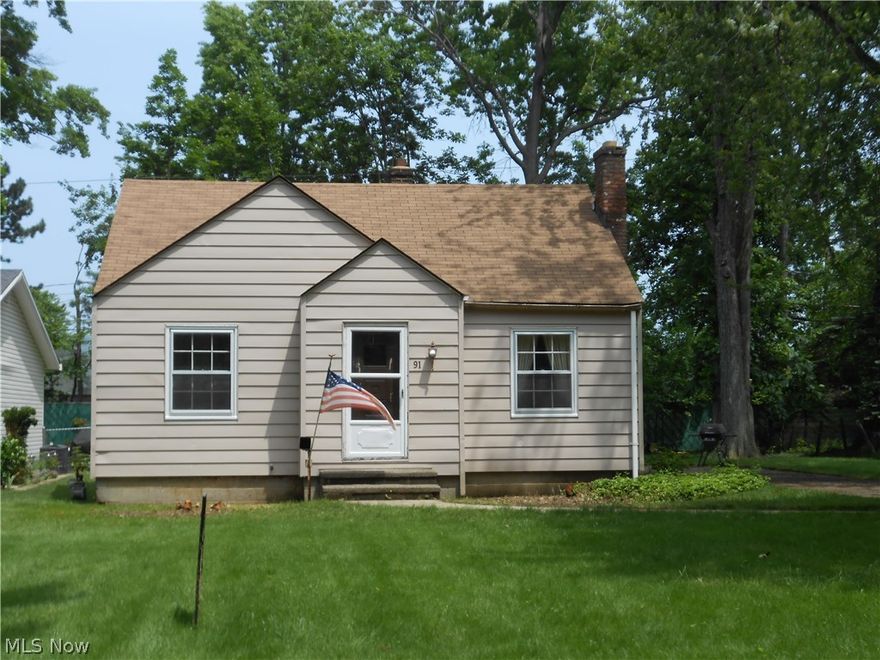 Great opportunity to buy in Timberlake Community, at a great low price!  Bring your own decorating ideas to refresh this 3 bedroom ranch on a double lot.  Larger family room, living room, 2 bedrooms and a full bath on first floor.  Third bedroom upstairs.  Nice tree lined street, and walking distance to community park and playground!  Make this home your own!  Lots of storage upstairs.  Close proximity to Lake Erie, Chagrin River, marinas, restaurants, boat launches, Croatian National Hall, shopping and highways.