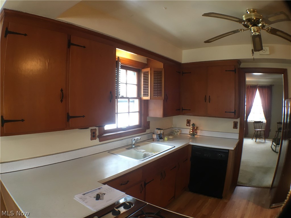 Lakeshore Blvd Estates 01 - Residential