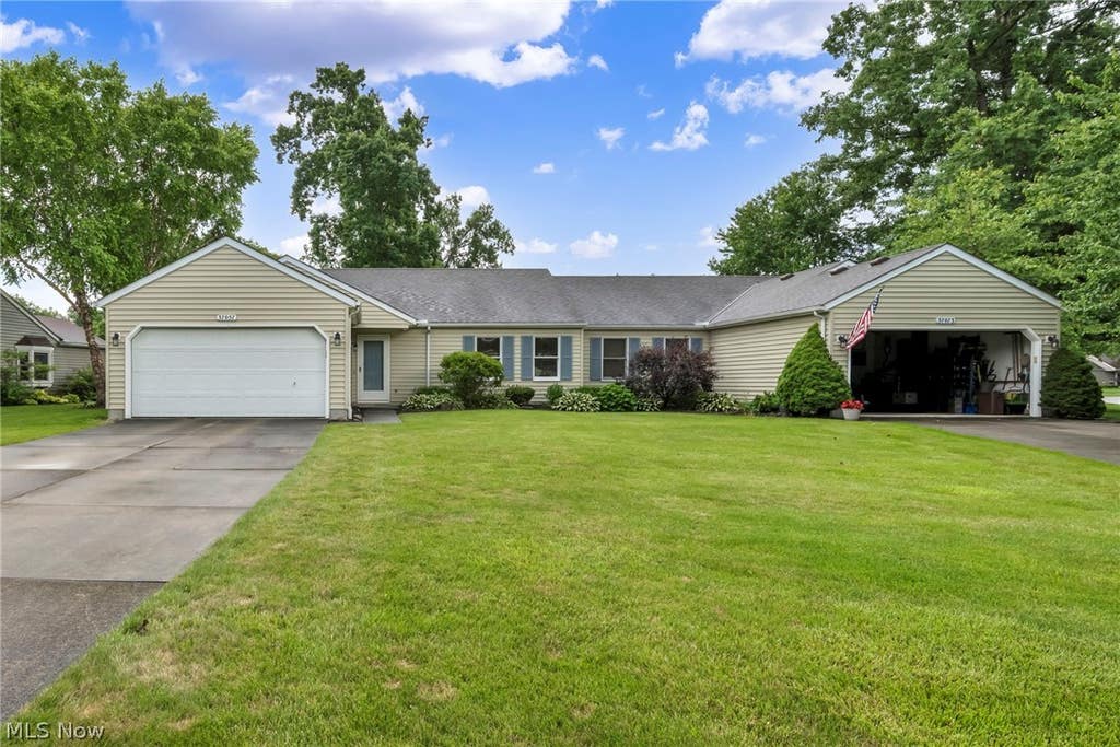 Photo of 37057 N Doovy Street, Avon, OH 44011 (MLS # 5222133)