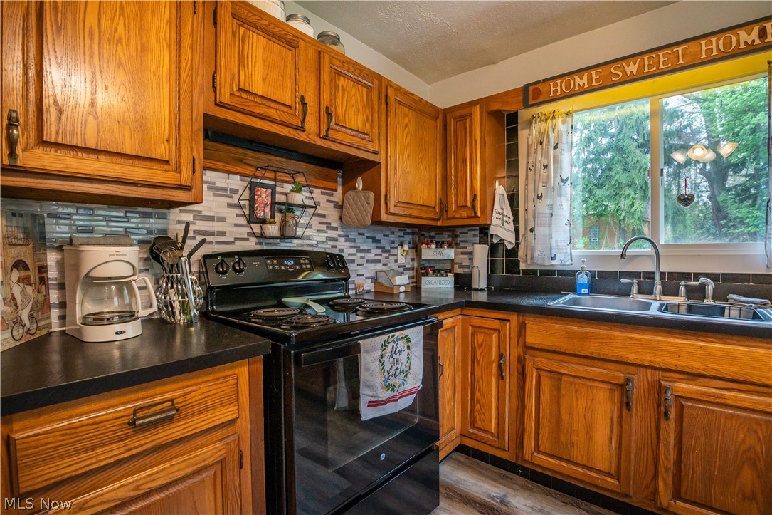 Anna Dean Heights - Residential