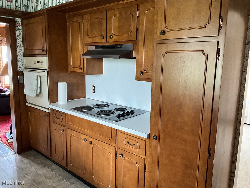 68 Prospect Street, New London, Ohio image 3