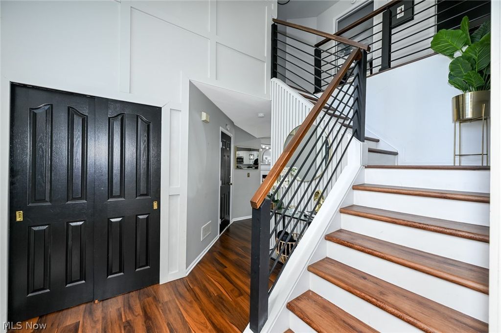 Photo of 9108 Beechmont Court, Twinsburg, OH 44087 (MLS # 5208252)
