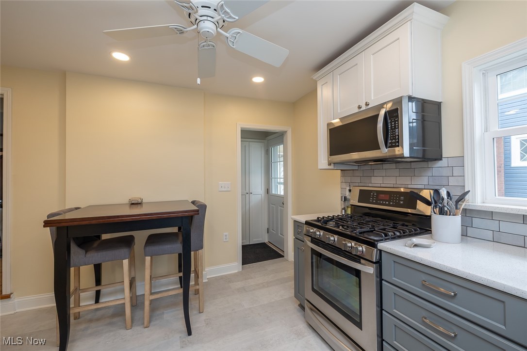 8334 Mapleway Drive, Olmsted Falls, Ohio image 12