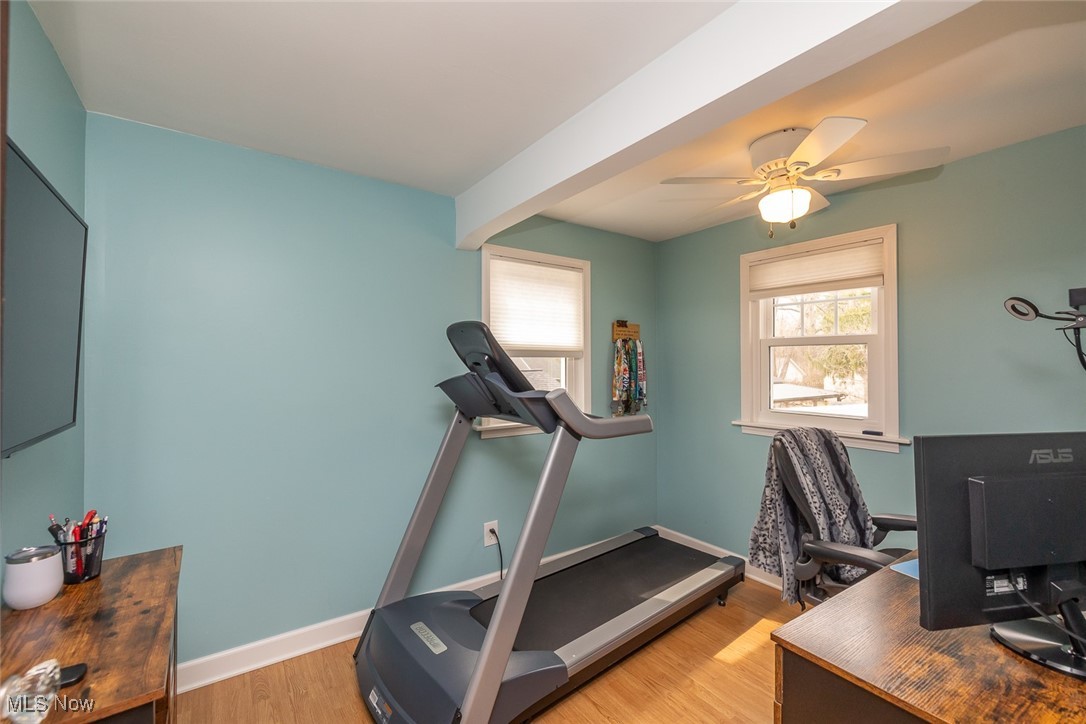 8334 Mapleway Drive, Olmsted Falls, Ohio image 16