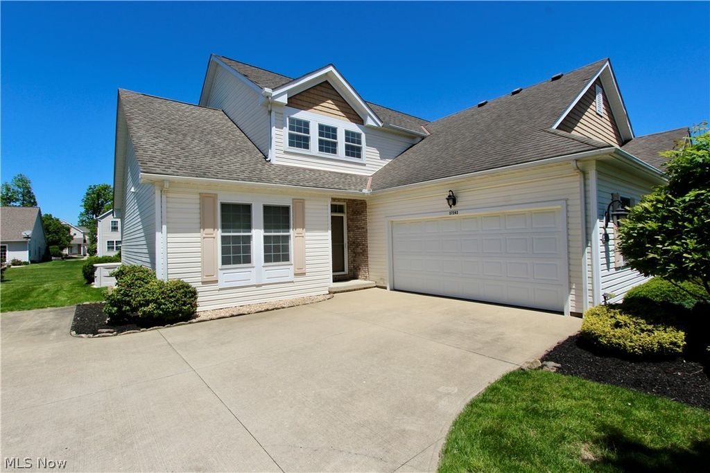 Photo of 27242 Emerald Oval S, Olmsted Township, OH 44138 (MLS # 5214906)
