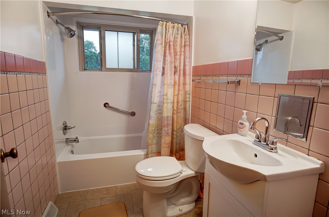 Speed Acres - Residential