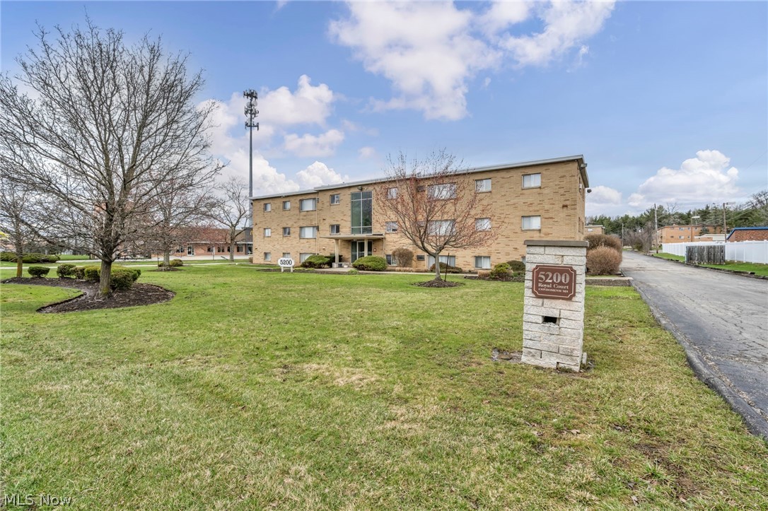 5200 Royalton Road 9B