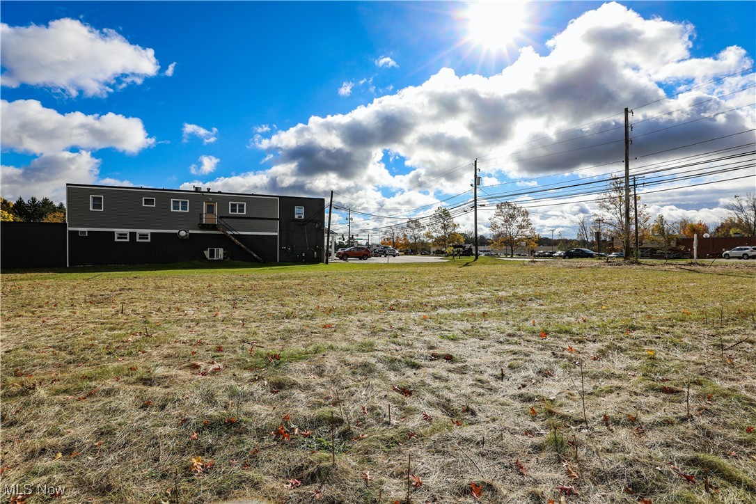 Brugmann Acres - Land