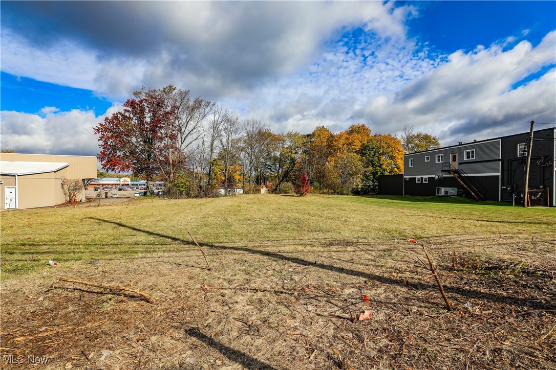 Brugmann Acres - Land