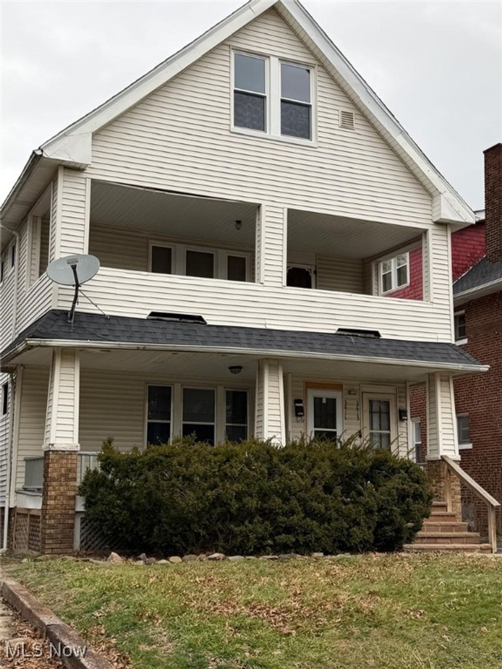 Photo of 3411 Beechwood Avenue, Cleveland Heights, OH 44118 (MLS # 5180659)