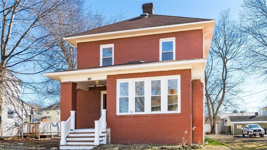 Photo of 730 Homewood Avenue, Zanesville, OH 43701 (MLS # 5188489)