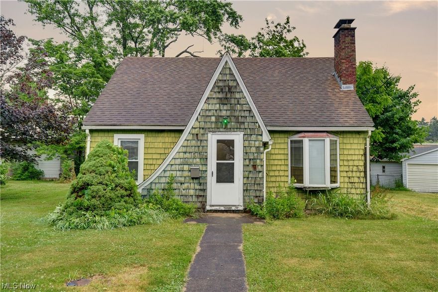 ONLINE ONLY AUCTION JULY 18TH 6:30 PM.  Features a 1,194 sq ft Bungalow home. The main floor has a kitchen, dining area, living room, bedroom, & a full bath. Upstairs include 2 bedrooms & a ½ bath. And has a full basement. Utilities include electric, central air, gas furnace, wood burning fireplace, city water & sewer. All appliances are included. This home would make a nice rental or Air BNB or make it your home, as the opportunity is here for you to decide. Don’t miss out and join us at the open house.