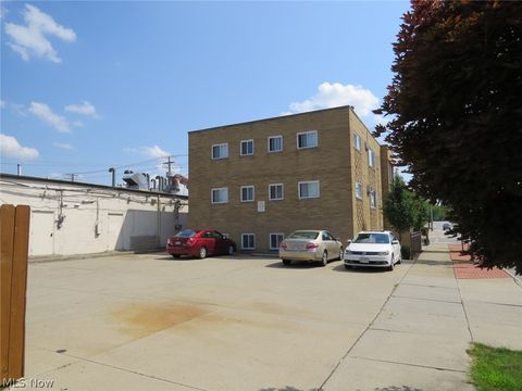 Tiny photo for 1675 Woodward Avenue #3, Lakewood, OH 44107 (MLS # 5198054)