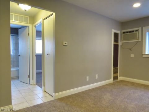 Tiny photo for 1675 Woodward Avenue #3, Lakewood, OH 44107 (MLS # 5198054)