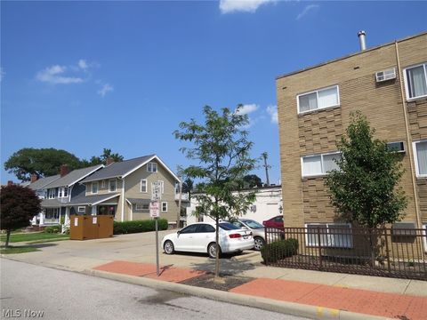 Tiny photo for 1675 Woodward Avenue #3, Lakewood, OH 44107 (MLS # 5198054)