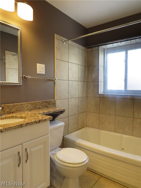 Tiny photo for 1675 Woodward Avenue #3, Lakewood, OH 44107 (MLS # 5198054)