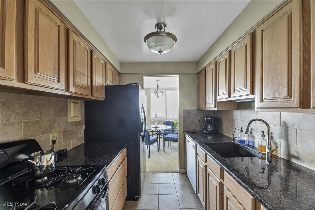 The Carlyle - Residential Lease