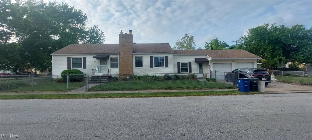 Photo of 3777 W 132nd Street, Cleveland, OH 44111 (MLS # 5180976)
