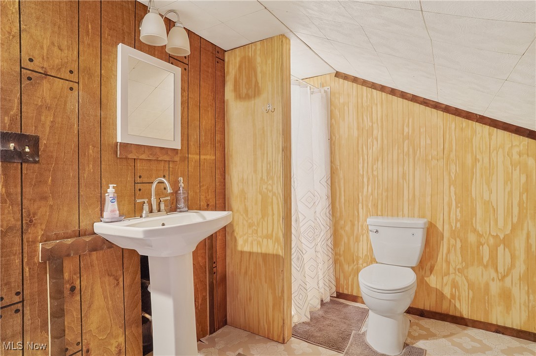 215 E Virginia Avenue, Sebring, Ohio image 34