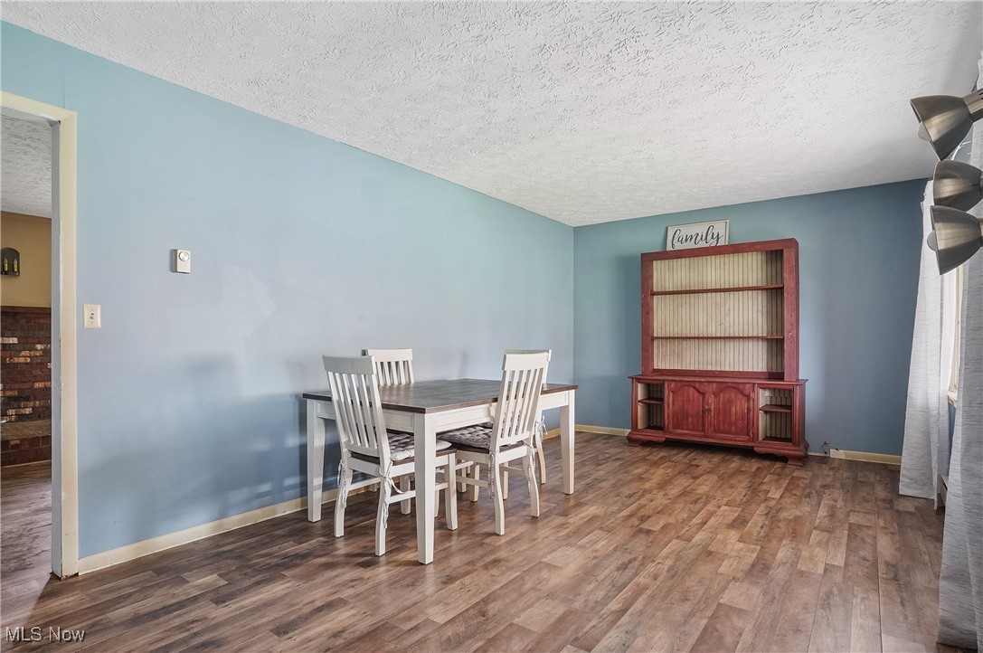 215 E Virginia Avenue, Sebring, Ohio image 8