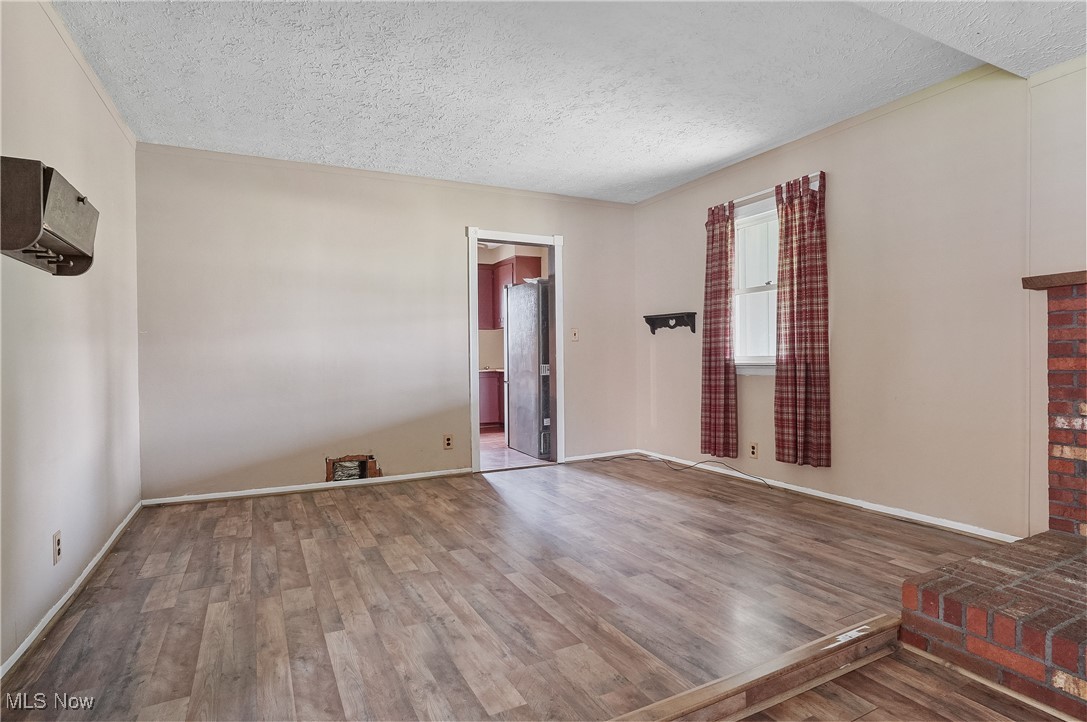 215 E Virginia Avenue, Sebring, Ohio image 16
