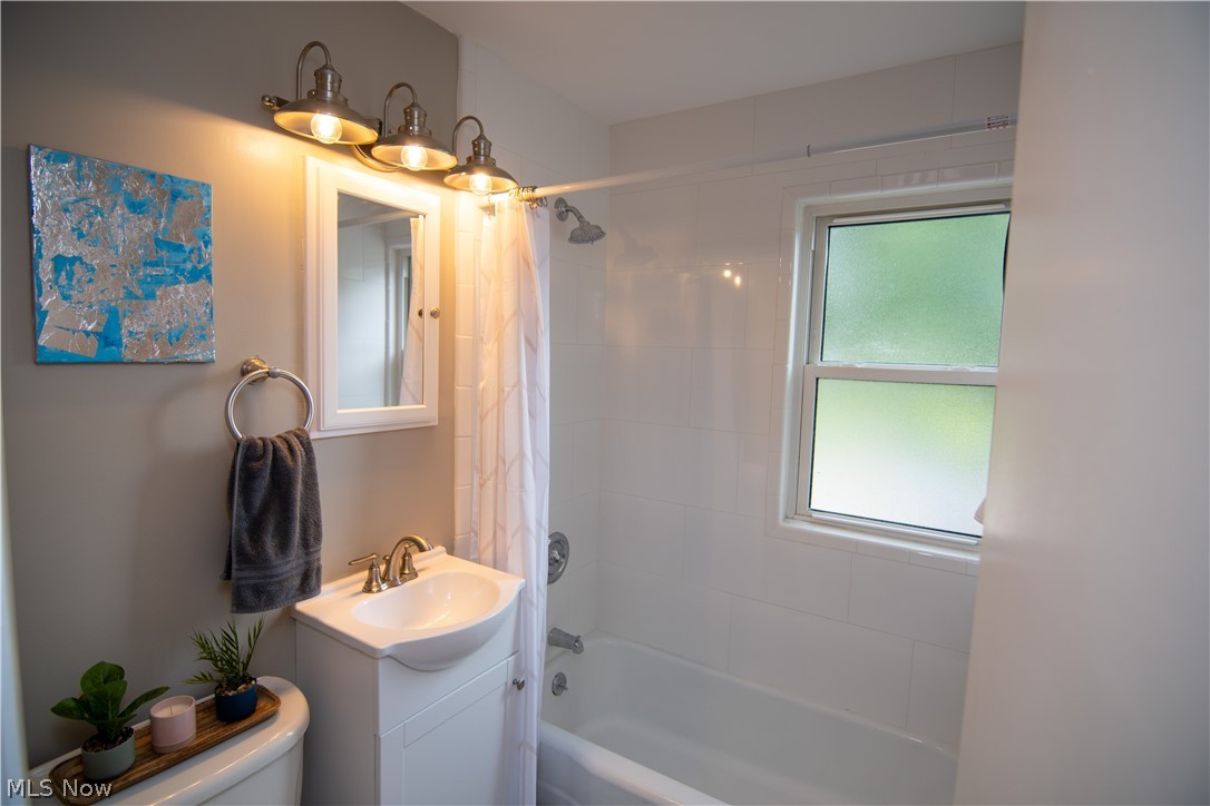 Bungalow 04 - Residential