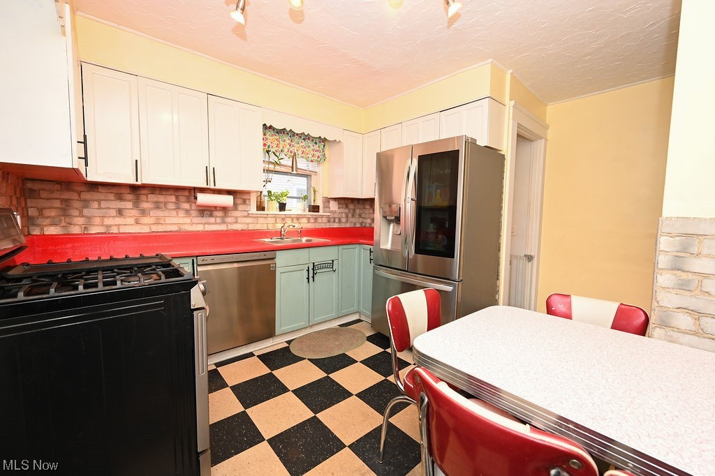 John H Palmers - Residential