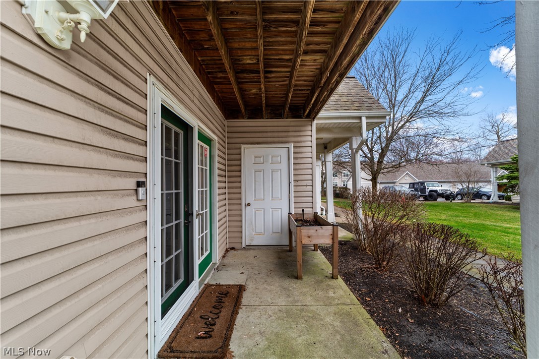 Lenox Square Condo Ph 04 - Residential