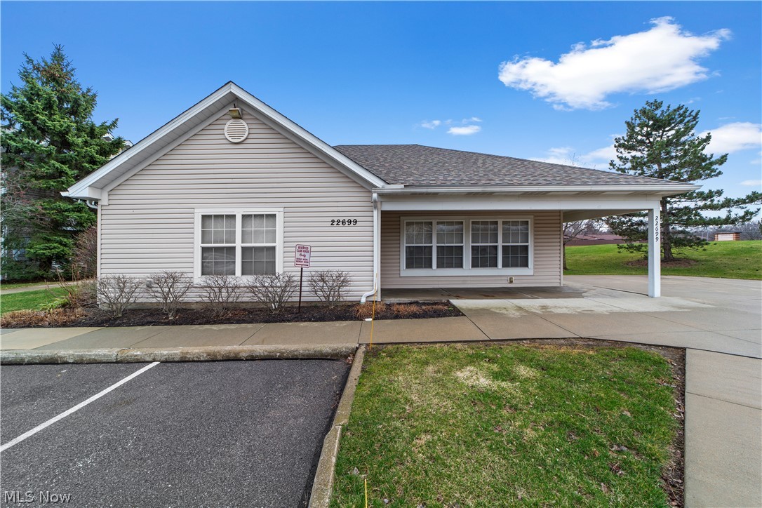 Lenox Square Condo Ph 04 - Residential