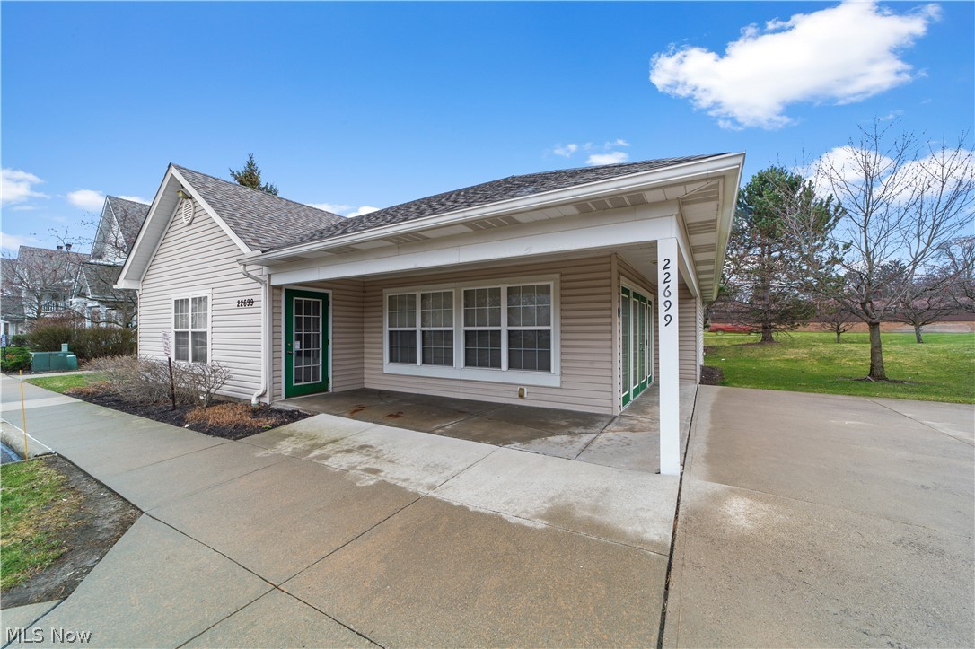 Lenox Square Condo Ph 04 - Residential