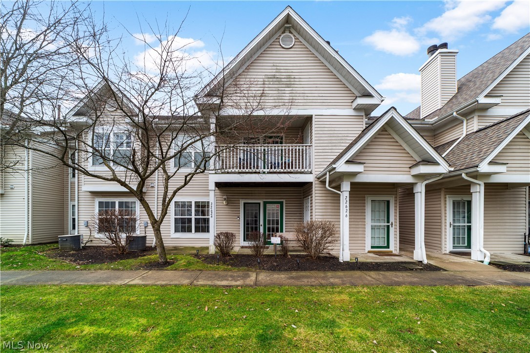 Lenox Square Condo Ph 04 - Residential