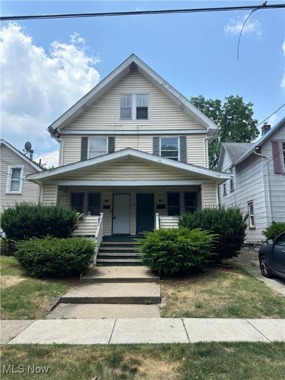 Solid investment duplex, offering two 2-bedroom, 1-bath units, both of which are currently vacant and ready for renovation. Previously rented out for $750 per unit, this is an excellent opportunity for investors to renovate and bring it up to market rent. The owner is selling the property as is. Owner also has two other duplexes for sale on same street. Motivated to entertain a package deal for all three of their duplexes. This is a great chance to invest in multiple properties in one location. Contact today to learn more or discuss a package deal for all three properties. HIGHEST AND BEST DUE BY 12/03/2024 9 PM