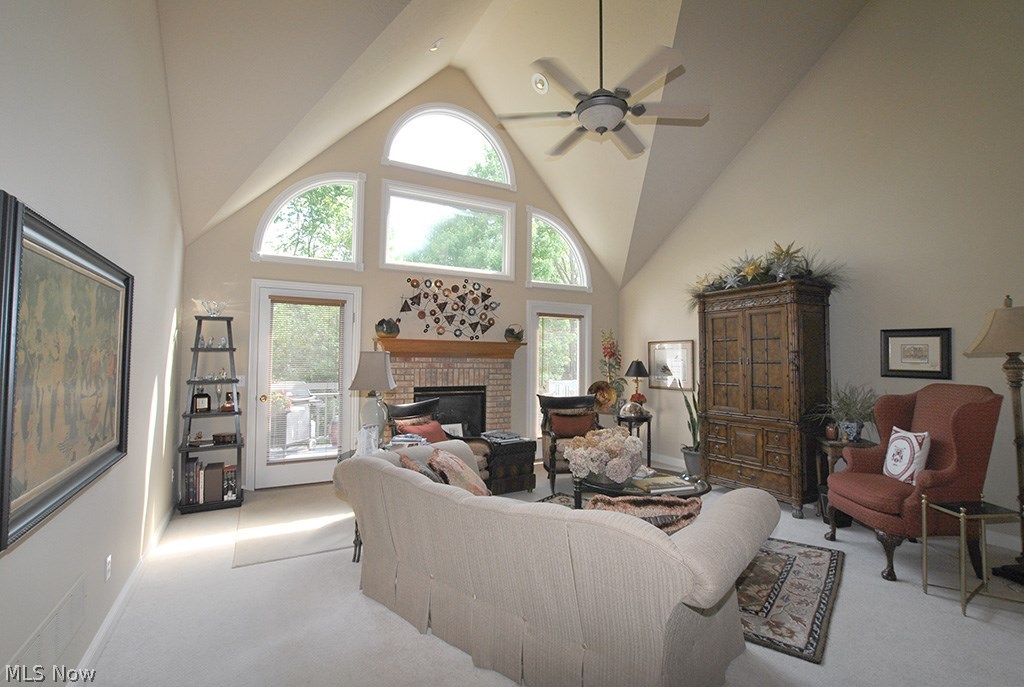 Villas At Macintosh Farms - Residential