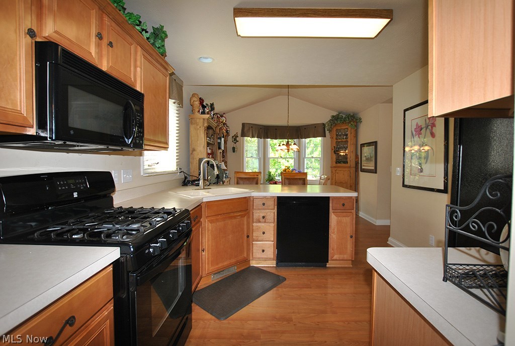 Villas At Macintosh Farms - Residential