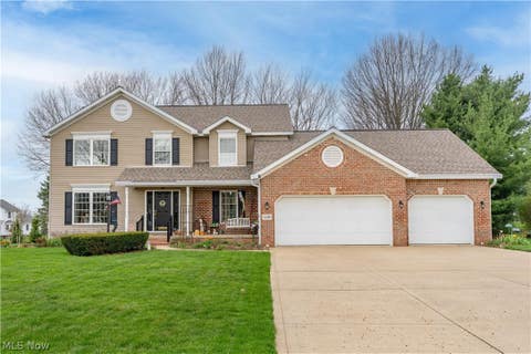 Homes For Sale - 4381 Golden Eagle Road<br/> Massillon, OH 44646