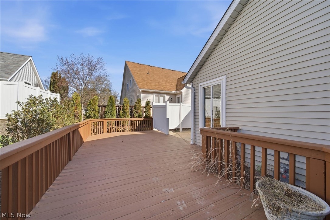 Shady Hollow Condo - Residential