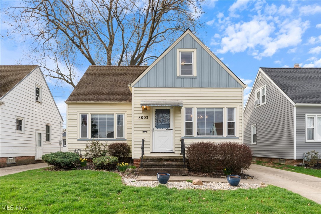 8003 Lanyard Drive, Parma, Ohio image 2
