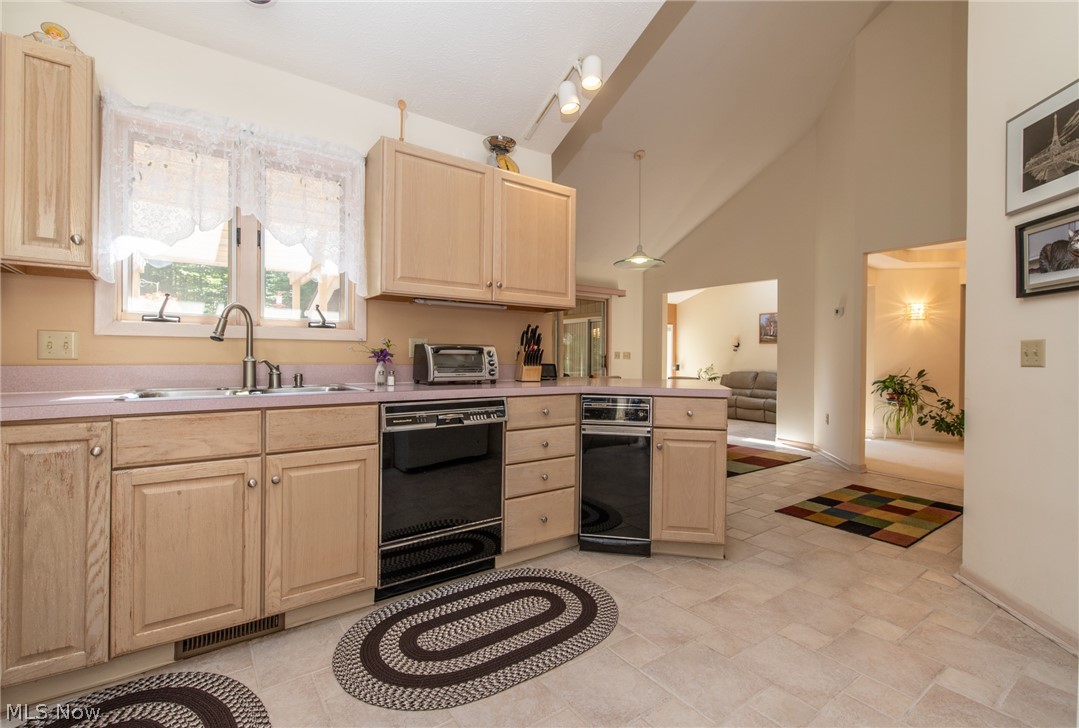 Auburn 01 - Residential