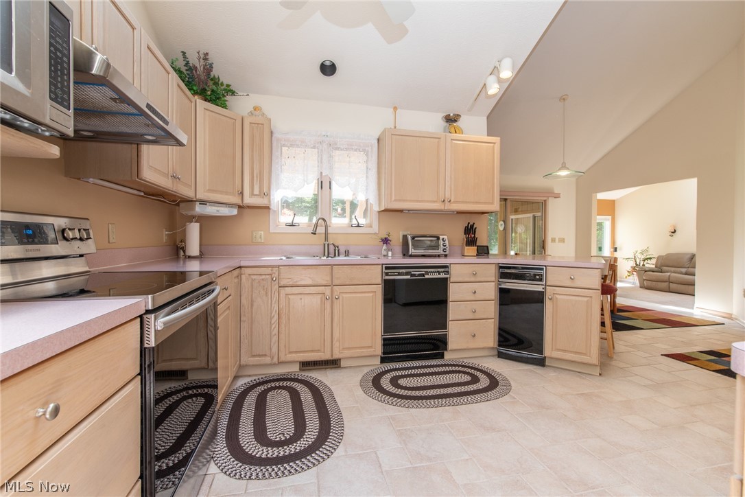 Auburn 01 - Residential