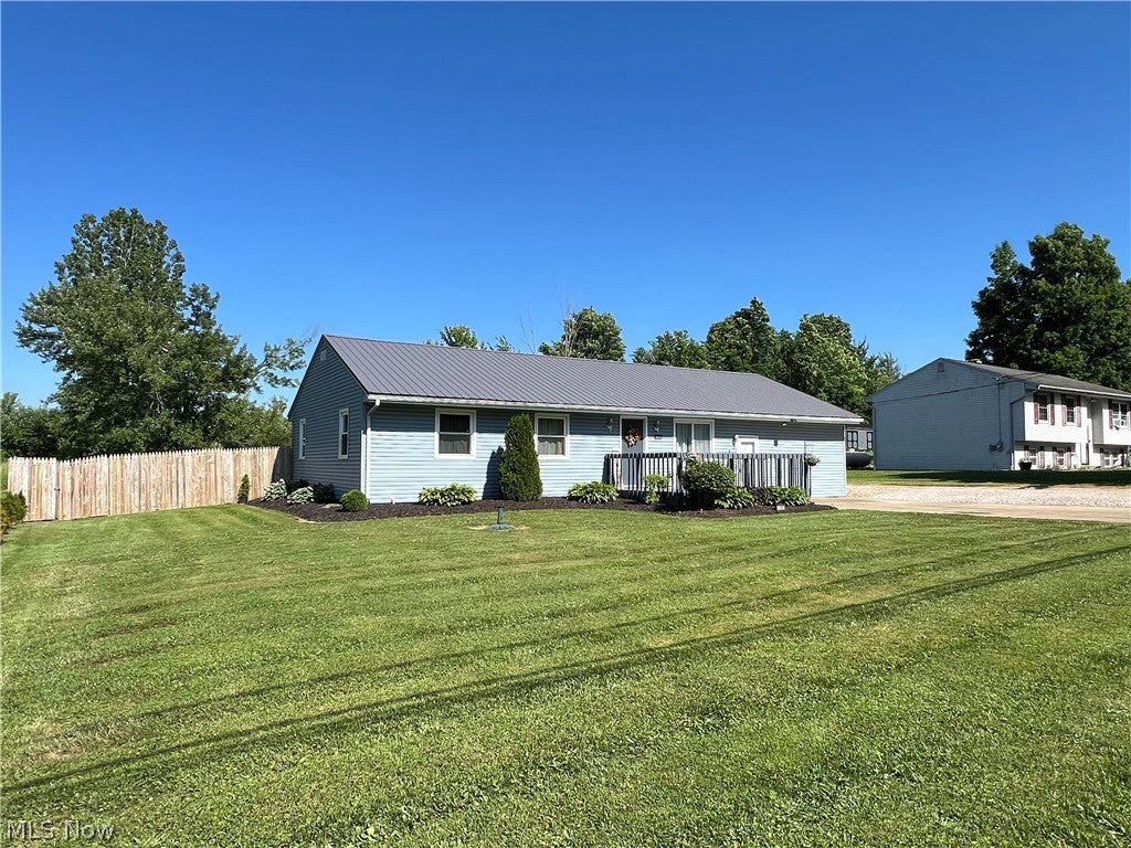 Photo of 4686 Knickerbocker Circle, Ashtabula, OH 44004 (MLS # 5218103)