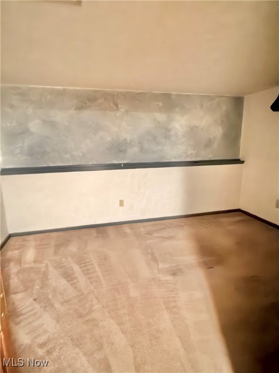 Hunting Mdws 12 - Residential