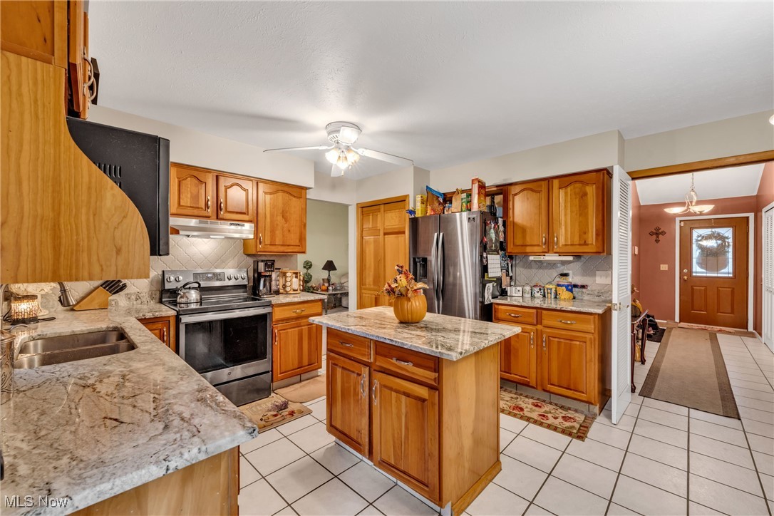 Hunting Mdws 12 - Residential