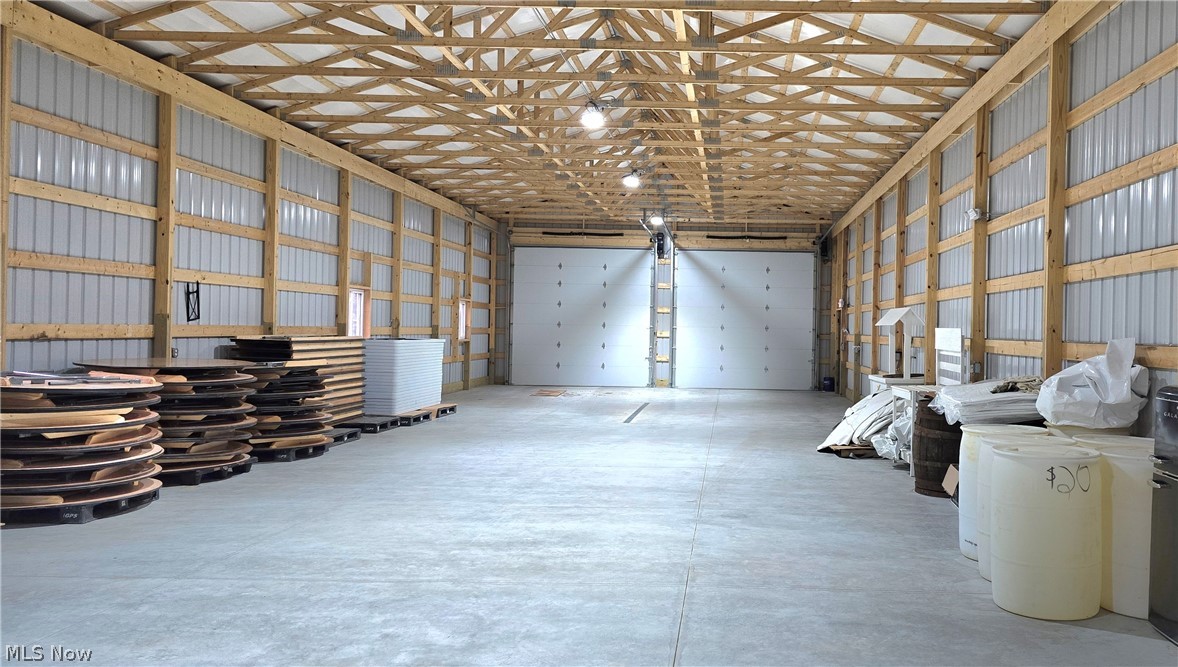 Yarnells - Commercial Sale